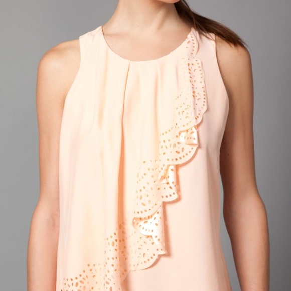 Cynthia Steffe Sleeveless Laser Cut Eyelet Diagonal Ruffle Silk Top Peach Size 6 - Picture 1 of 9